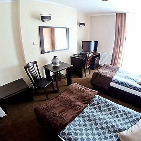 Willa Tanona Bed & Breakfast เบียวิสตอก ภายนอก รูปภาพ